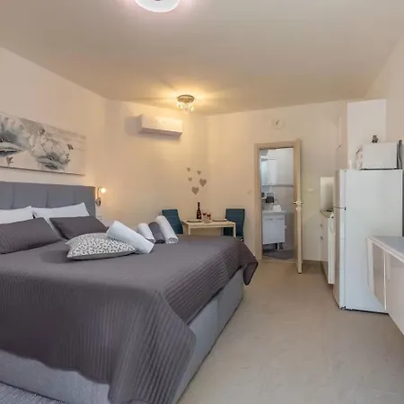 Apartment Evita Premium Studio *