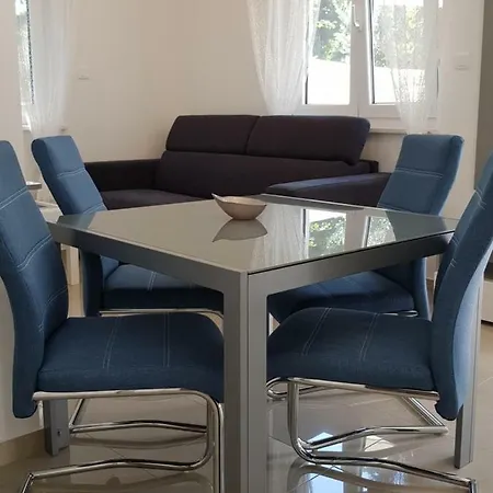 Evita Premium Studio Apartment