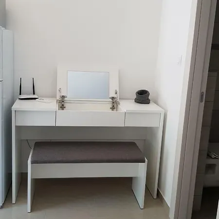 Evita Premium Studio
